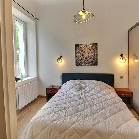 Appartement De Charme Dans Immeuble Haussmannien Périgueux Exteriér fotografie
