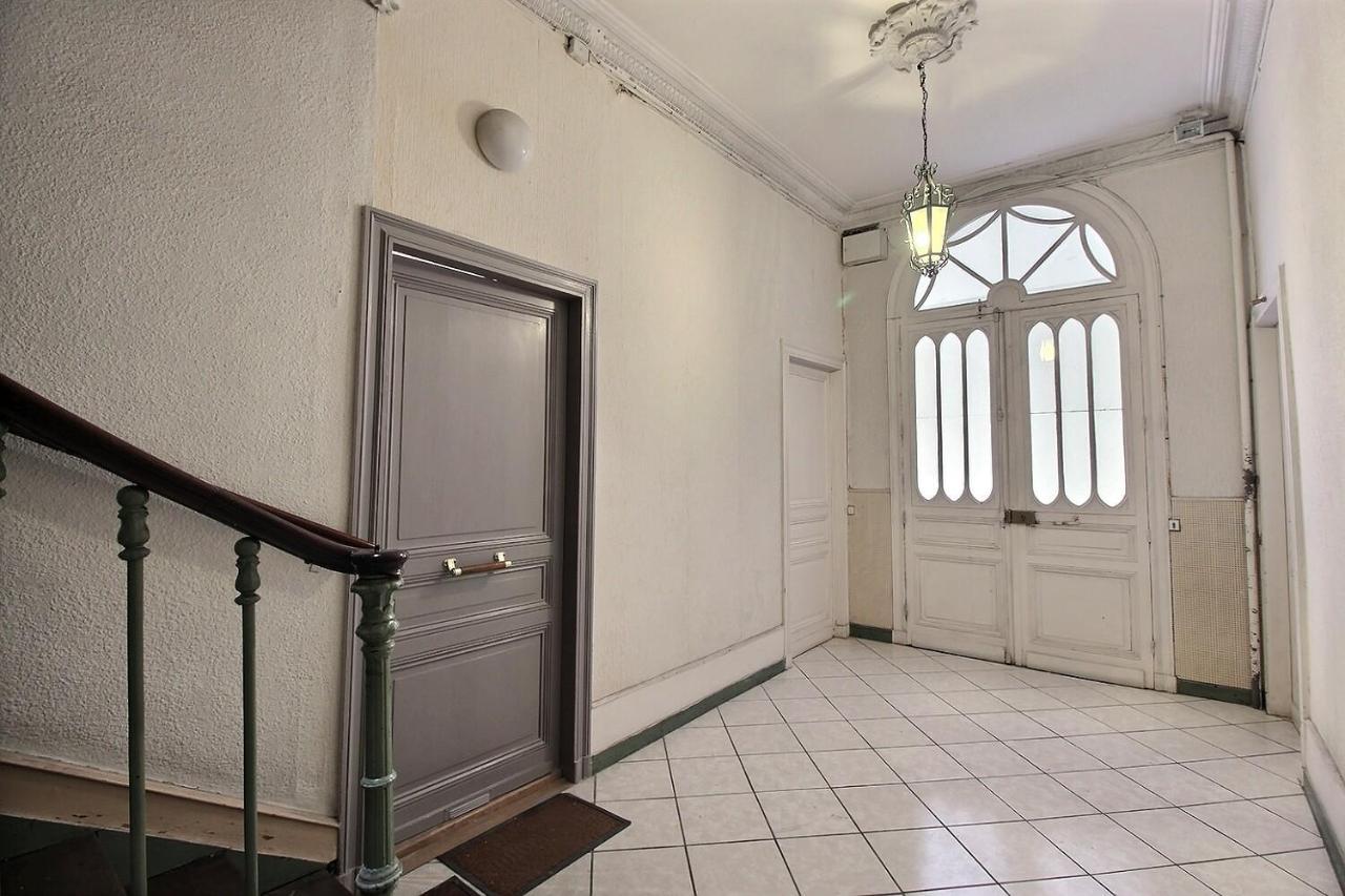 Appartement De Charme Dans Immeuble Haussmannien Périgueux Exteriér fotografie